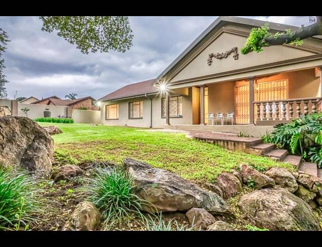 4 BEDROOM HOUSE FOR SALE IN GLENVISTA